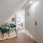Lägenhet Karol *