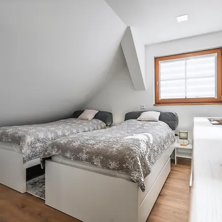 Karol Apartmán