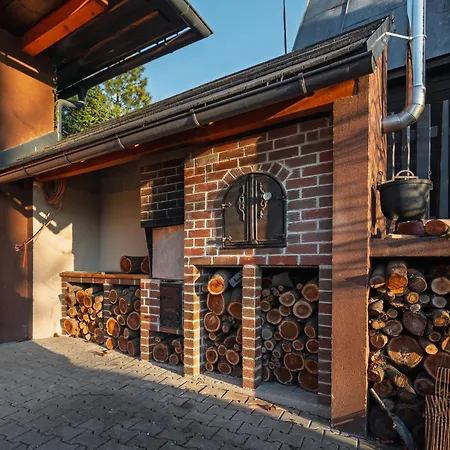 Karol アパート *